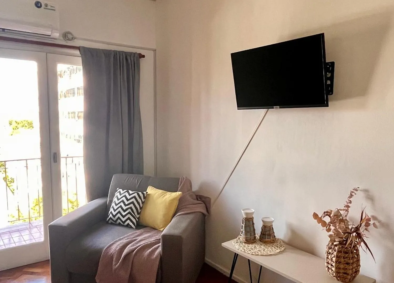 Departamento Centrico Y Moderno A Pasos De Plaza Espana, En Pleno Microcentro De メンドーサ アルゼンチン