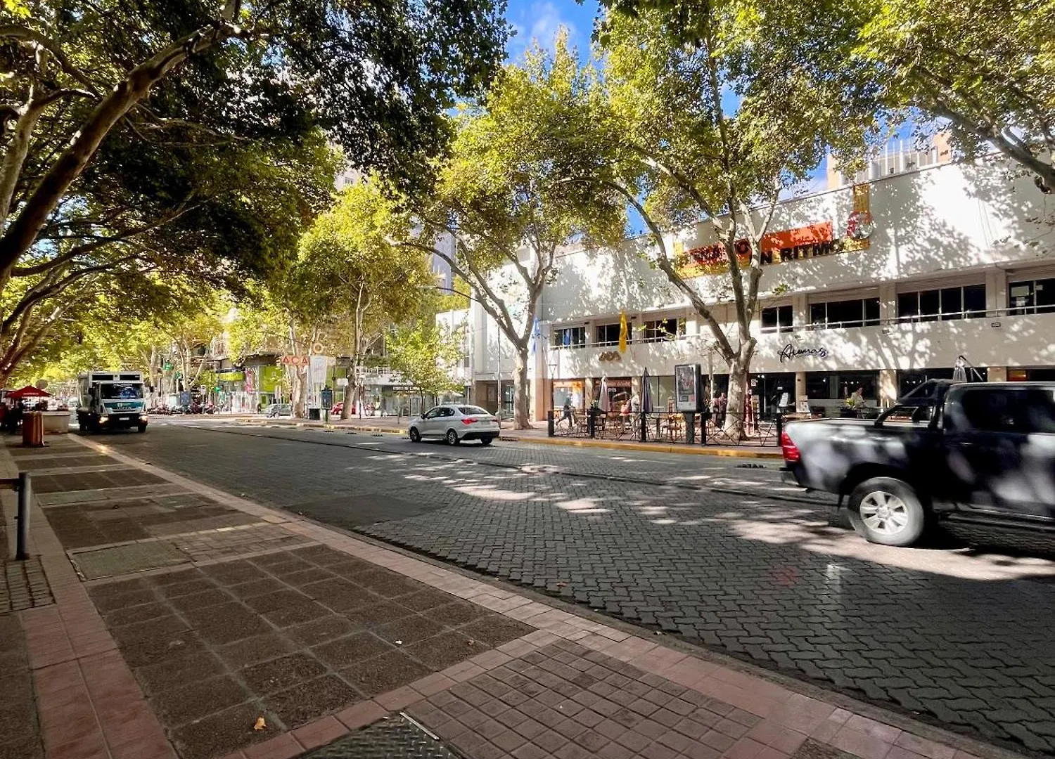 Departamento Centrico Y Moderno A Pasos De Plaza Espana, En Pleno Microcentro De メンドーサ アパート